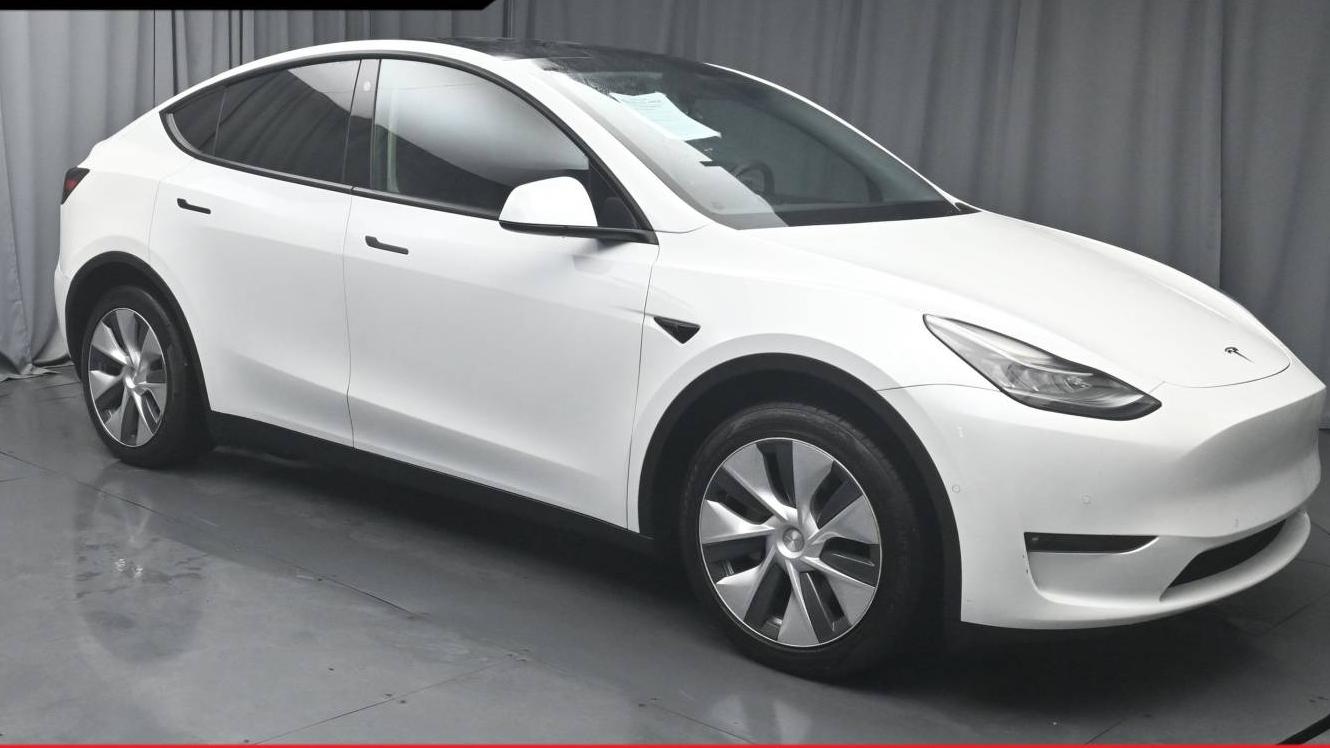 TESLA MODEL Y 2022 7SAYGDEE8NF424838 image